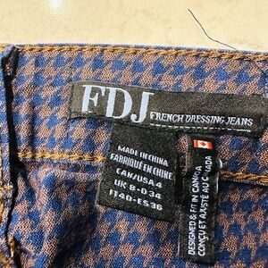 FDJ French Dressing Jeans - size 4 - straight leg - new without tags